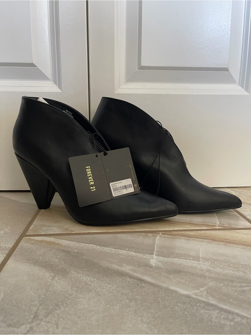 Forever 21 Black Pointed Cone Heel Ankle Booties